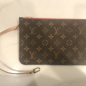 NEW LOUIS VUITTON NEVERFULL POUCH POCHETTE - RED